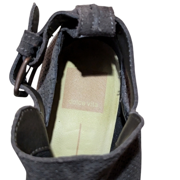 Dolce Vita Kara Perforated Suede Gray Bootie size 7 - Picture 4 of 7